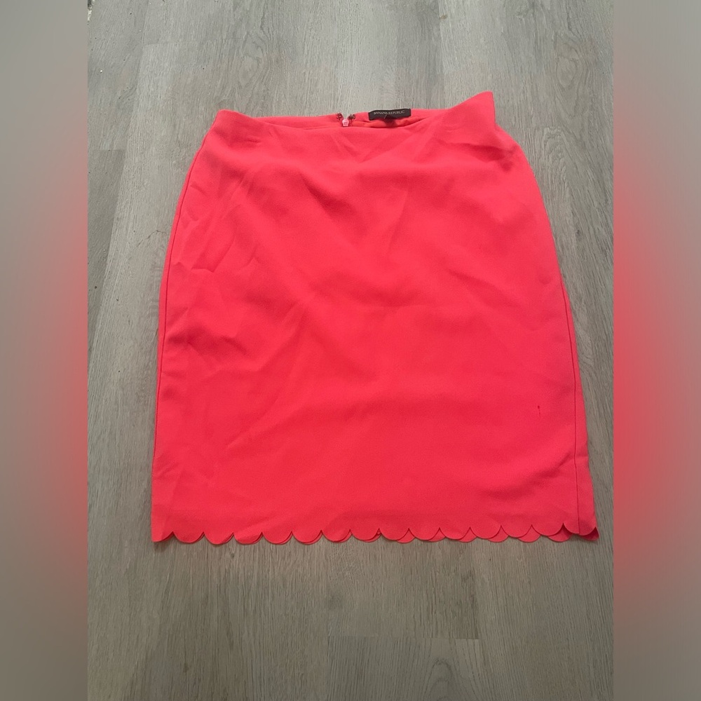 Bright pink Banana Republic skirt